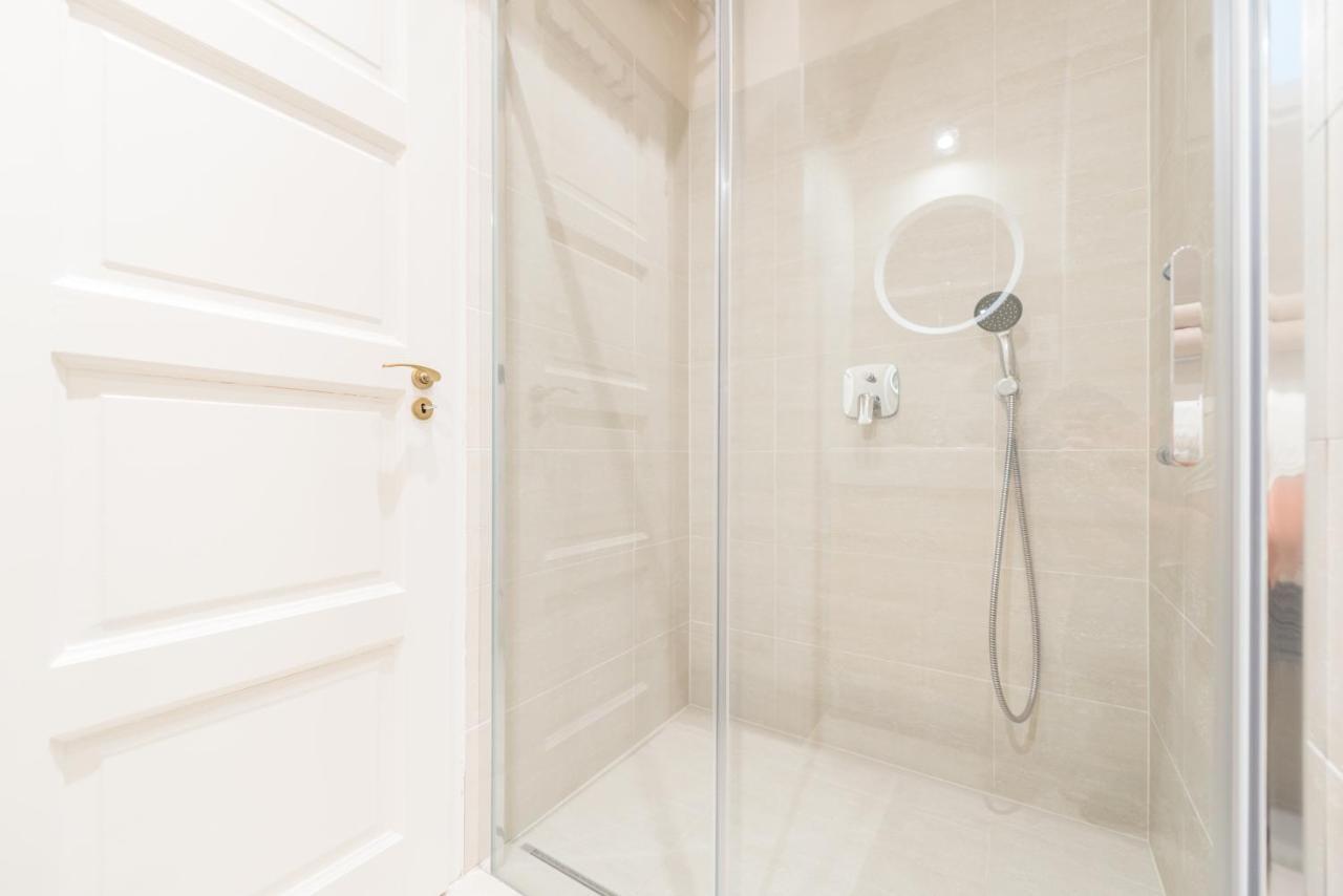 Apartament Downtown Heart 3 Bdr, 2 Bath, A/C Budapeszt Zewnętrze zdjęcie
