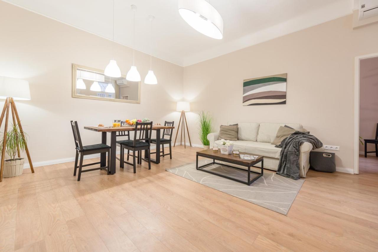 Apartament Downtown Heart 3 Bdr, 2 Bath, A/C Budapeszt Zewnętrze zdjęcie
