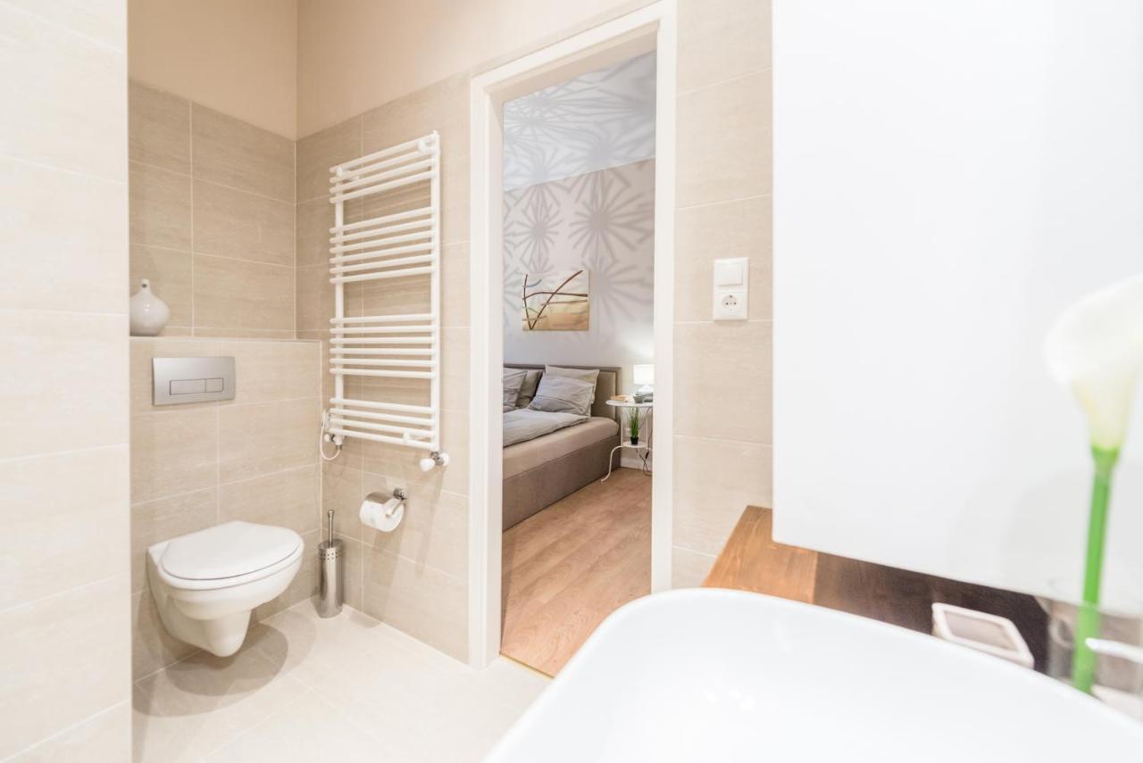 Apartament Downtown Heart 3 Bdr, 2 Bath, A/C Budapeszt Zewnętrze zdjęcie
